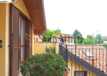 balcone - Two-room apartment Via Camillo Benso Conte di Cavour 5, Besana in Brianza - photo 18