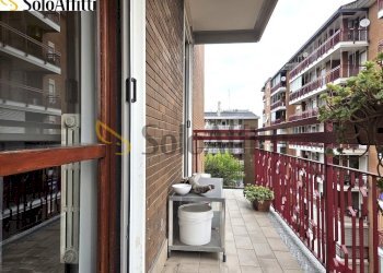 balcone fronte soggiorno - Appartamento Via Cesare Battisti 21/a, Paderno Dugnano - foto 7
