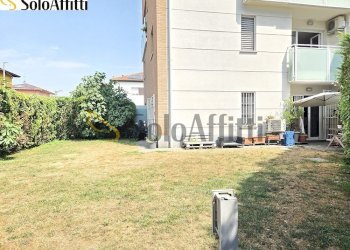 PANORAMICA GIARDINO - Appartamento Via Marzabotto 14, Paderno Dugnano - foto 13