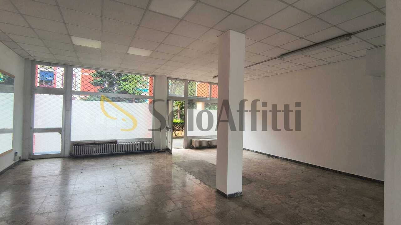WhatsApp Image 2026-07-16 at 18.18.09 - Locale Commerciale Via Paperia 9, Piossasco - foto 1