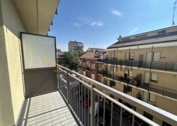 VISTA ESTERNA 1 - Two-room apartment Via Montalenghe 13, Torino (neighborhood Borgo Vittoria) - photo 17