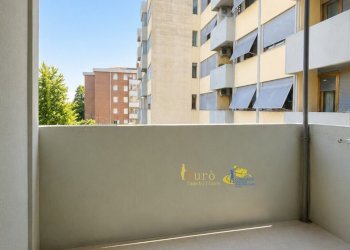 balcone - Three-room apartment Via Biagio Pascal 6, Parma (neighborhood San Lazzaro) - photo 4