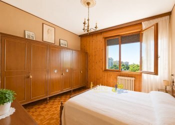 camera matrimoniale - Three-room apartment Via Biagio Pascal 6, Parma (neighborhood San Lazzaro) - photo 5
