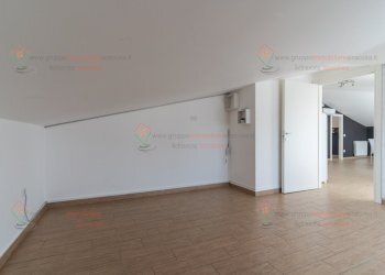 RIC06944 - Attic Siracusa - photo 15