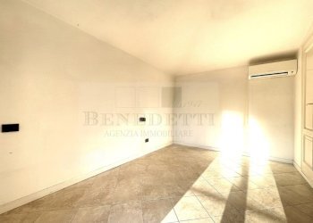 23.jpg - Casa indipendente via catalani, Pietrasanta - foto 22