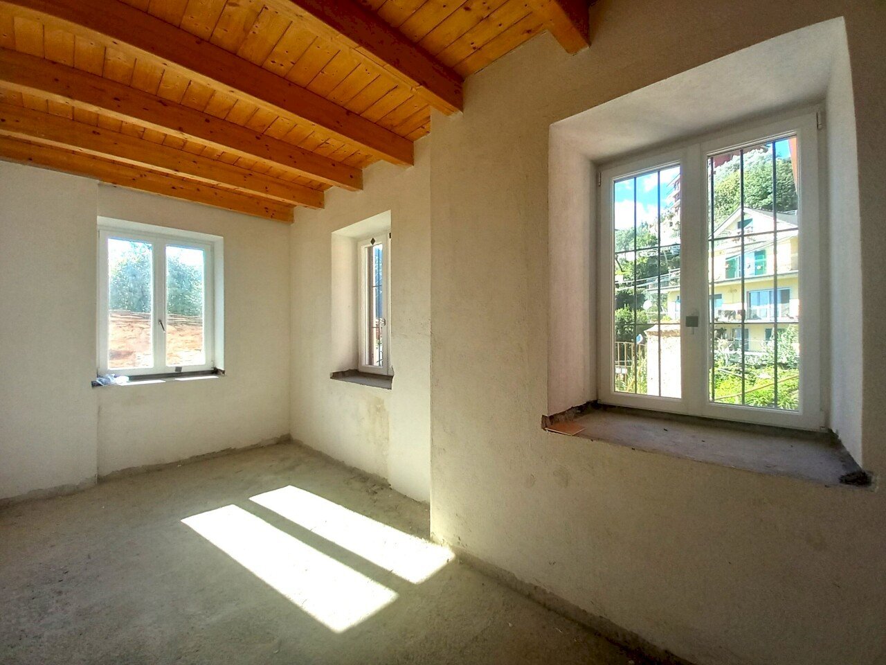 3.jpg - Portion of a house Avegno - photo 3