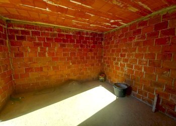 13.jpg - Portion of a house Avegno - photo 13