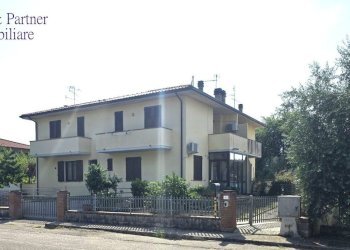 02 - Porzione di casa Via del Fossatone, Magione - foto 2