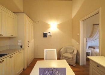 062f782e-2601-43b2-b0ff-e92341643dae - Appartamento Via Francesco Caracciolo, Firenze - foto 7