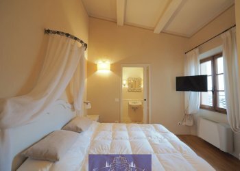 082445e6-ad2d-406f-b08e-8b1bb9e68b5c - Appartamento Via Francesco Caracciolo, Firenze - foto 9