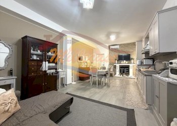 f532c925-a127-43da-a52b-063e64bed00b - Quadrilocale Viale Luigi Cadorna, Siracusa - foto 2