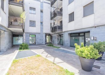 Two-room apartment VIA MANZONI, 10, Concorezzo - photo 3