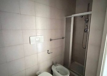 Three-room apartment piazzale Vittoria, Asti - photo 14