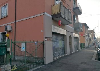Negozio via Andrea Costa, 208, Bologna (zona Costa Saragozza) - foto 1