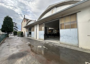Facciata - Capannone via Dell'Artigianato, 8, Imola - foto 1