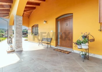 Villa Via Avvocato Ferdinando Rondolino, 84
Cavaglià, Cavaglià - photo 6