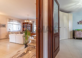 Villa Via Avvocato Ferdinando Rondolino, 84
Cavaglià, Cavaglià - photo 29