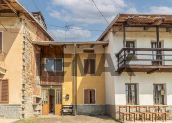 Porzione di casa Frazione Riva Orientale, 2
Valle San Nicolao, Valle San Nicolao - foto 1
