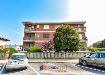 Four-room apartment Vinovo - photo 2
