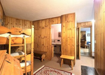 Three-room apartment Frazione Pila, hamlet Pila, Gressan - photo 12