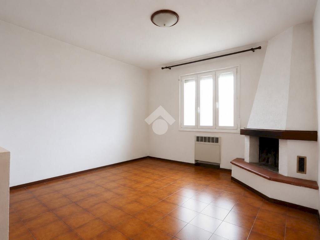 Appartamento Via Aldo Moro, Sala Bolognese - foto 1