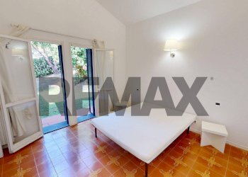 Villa Via dei Pini D'Aleppo, 65 
 Varazze, Varazze - foto 32