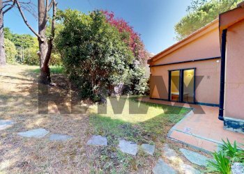Villa Via dei Pini D'Aleppo, 65 
 Varazze, Varazze - foto 37