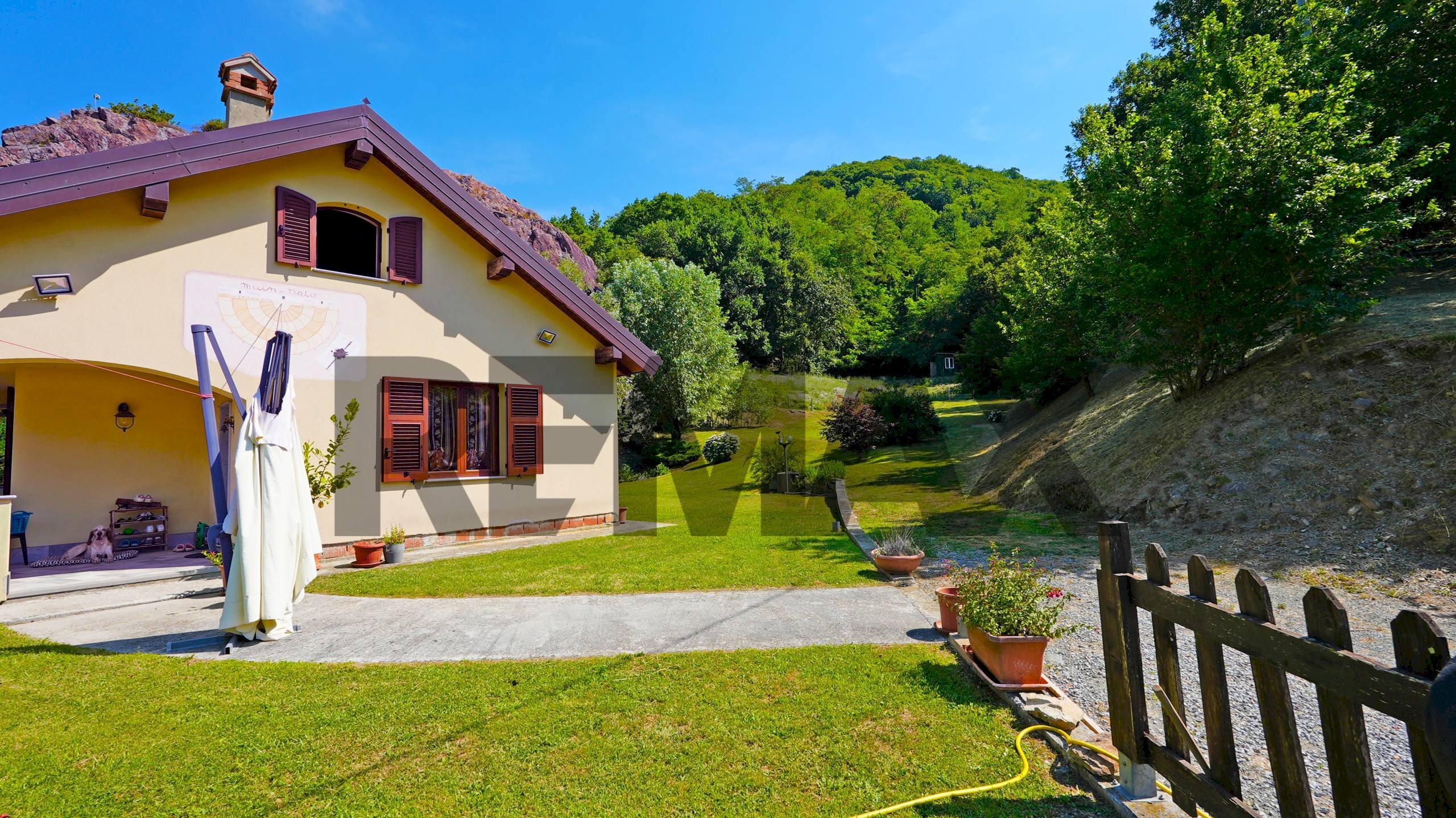 Villa Via Caduti di Cravasco, 18a 
 Cravasco, Campomorone - foto 1
