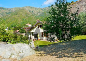 Villa Via Caduti di Cravasco, 18a 
 Cravasco, Campomorone - foto 10