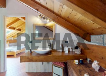 Villa Via Caduti di Cravasco, 18a 
 Cravasco, Campomorone - foto 64