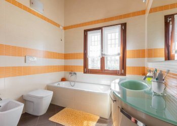 Three-family Villa Via Cerlacchia 3/11, Granarolo dell'Emilia - photo 22