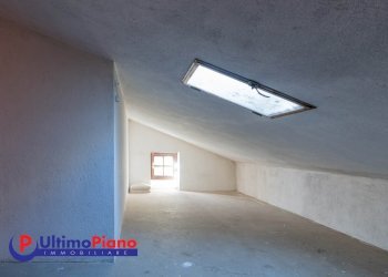 Villa Frazione Villes Dessus 1, Introd - photo 38