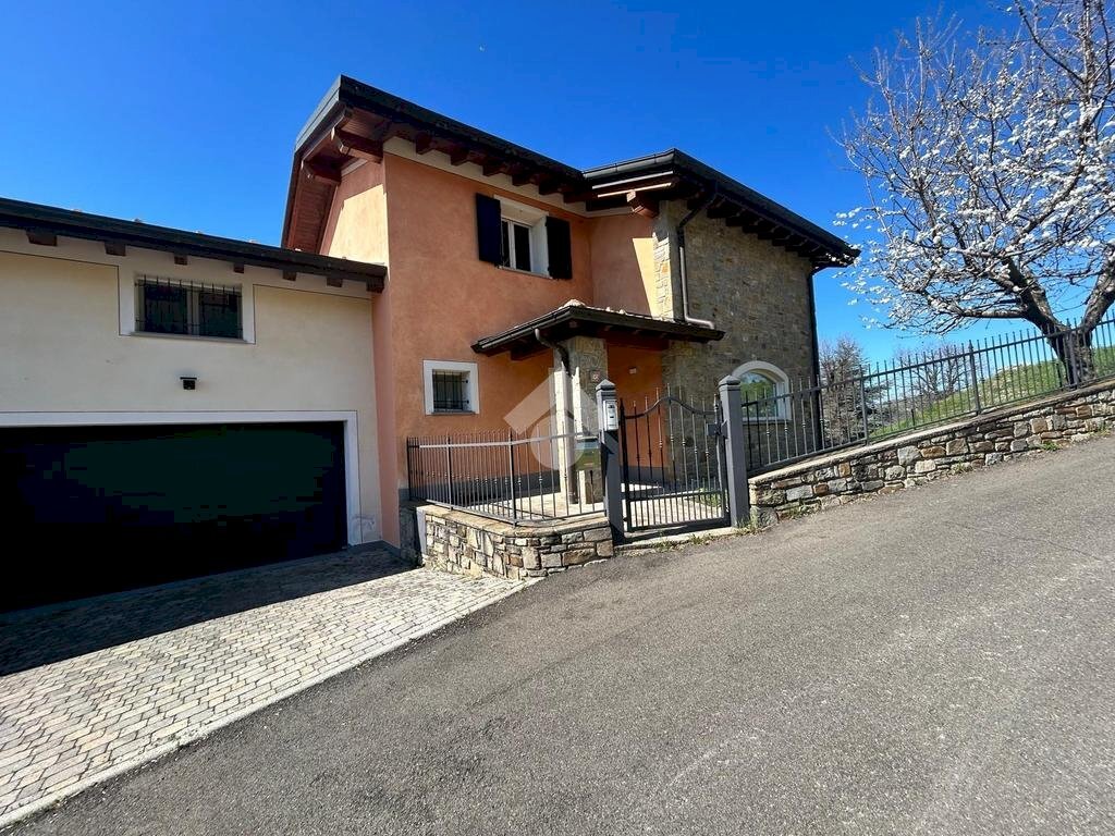 Villa a Schiera Via Frassoni, Serramazzoni - foto 2