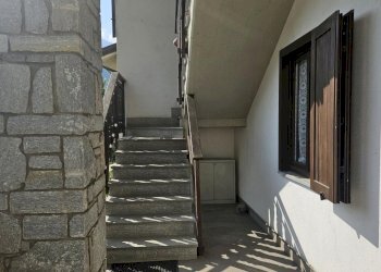 Two-room apartment Frazione Les Faverges, Nus - photo 2