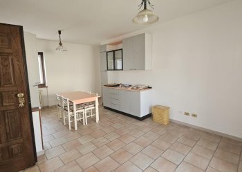 Two-room apartment Frazione Les Faverges, Nus - photo 4