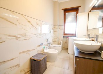 Three-room apartment Corso Italia, San Benigno Canavese - photo 19