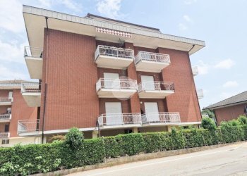 Four-room apartment Via adolfo villa, Villanova d'Asti - photo 8
