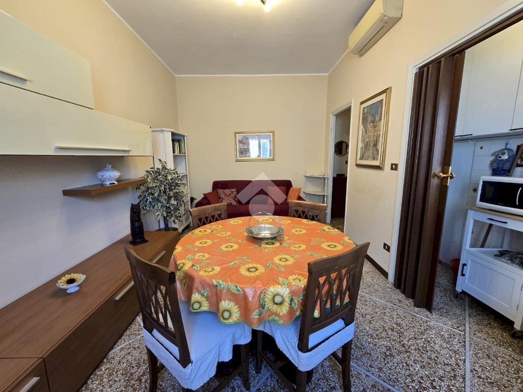 Two-room apartment Via Ambrogio Binda, Milano (neighborhood Barona) - photo 3