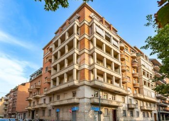Four-room apartment Corso Lecce, Torino (neighborhood Campidoglio) - photo 1