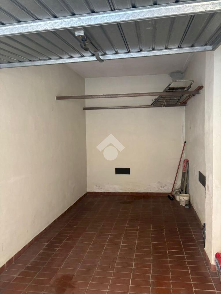 Box Via Borgomanero, Torino (zona Parella) - foto 1