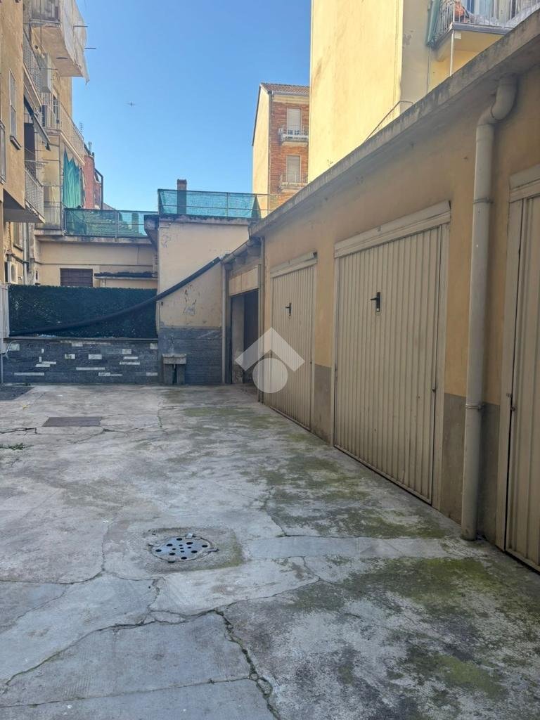 Box Via Borgomanero, Torino (zona Parella) - foto 2