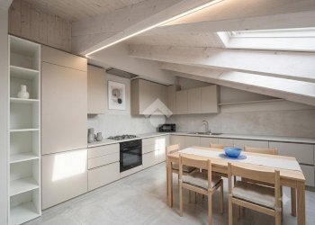 Four-room apartment Via Giovanni Servais, Torino (neighborhood Parella) - photo 4