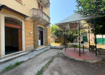 Apartment Viale Giuseppe Calasanzio, Genova (neighborhood Coronata) - photo 7