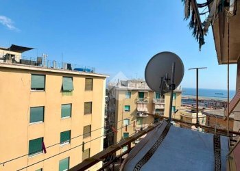 Four-room apartment Via dei sessanta, Genova (neighborhood Cornigliano) - photo 4