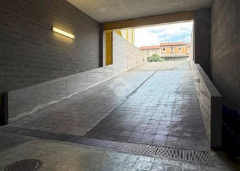 Box Via Lessolo, Torino (neighborhood Vanchiglietta) - photo 12