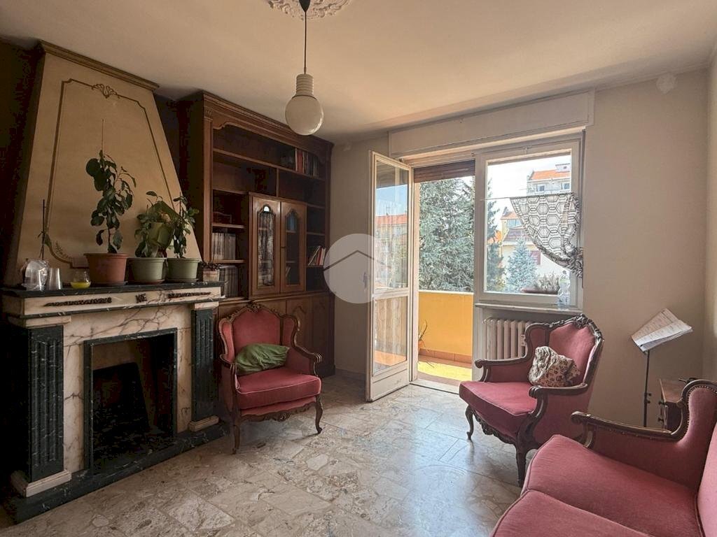 Four-room apartment Via trivero, Torino (neighborhood Parella) - photo 1