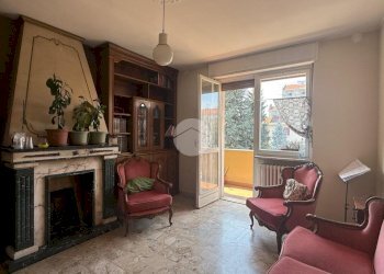 Four-room apartment Via trivero, Torino (neighborhood Parella) - photo 1