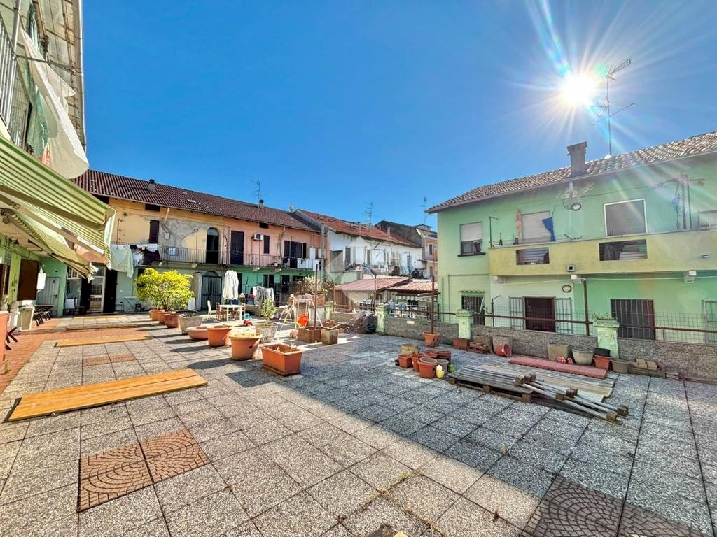 Four-room apartment Corso Milano, Novara - photo 1