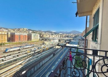 Four-room apartment Via Montevideo, Genova (neighborhood Foce) - photo 12