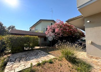 Portion of a house Viale dei Lecci, Ravenna (neighborhood Marina Romea) - photo 38